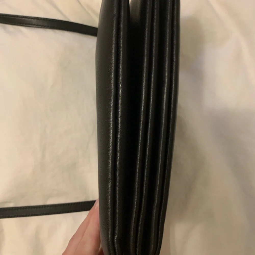 Authentic Celine Trio Lambskin Leather Designer Crossbody Bag in Black - Picture 10 of 16